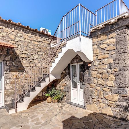 Villa Giulia Boutique Views Pool And Guest Services Sorrento Exterior foto